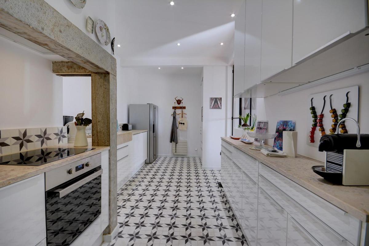 Magnificent Lisbon Apartment By Lovelystay Exteriör bild